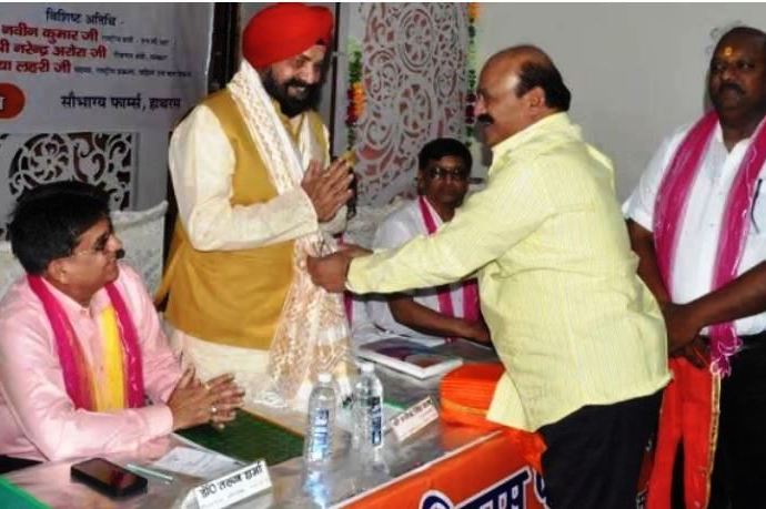 Read more about the article राष्ट्रीय अध्यक्ष गजेंद्र सिंह संधू ने गरीबों की मदद के  लिए आवाहन किया